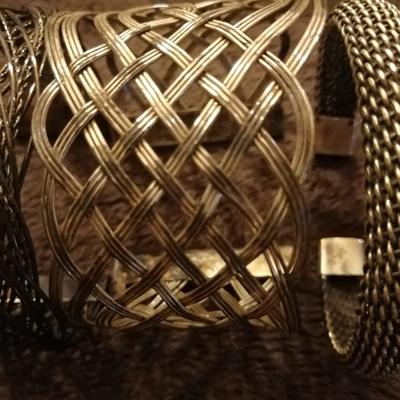 3 Metal woven bangles - Picture 2 of 8